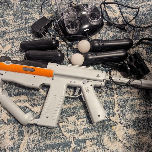 Sony Video Games & Consoles Playstation 4 Move Gun And Controllers